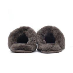 UGG W SCUFFETTE II SPARKLE SPOTS